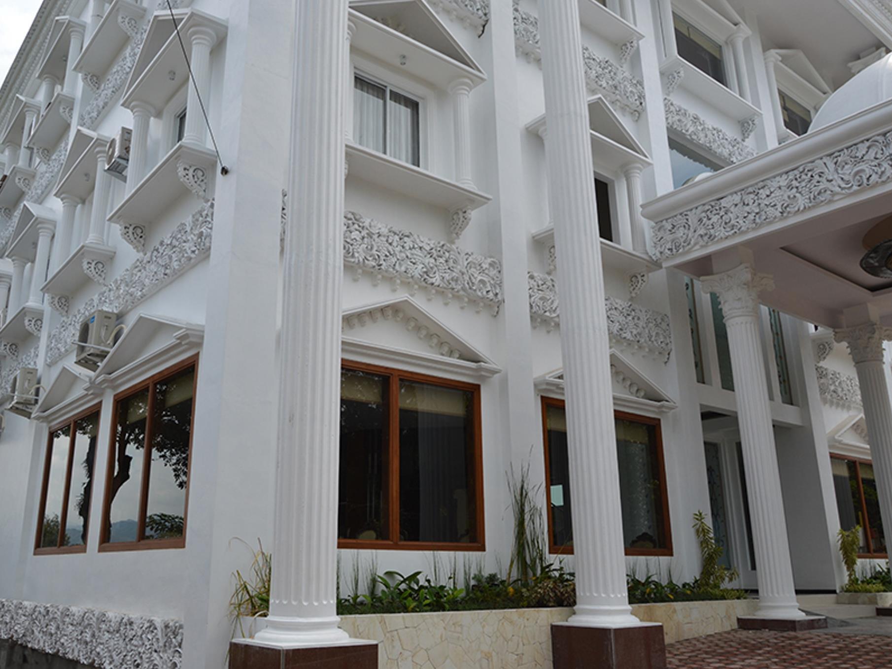 Hotel Safira מגלאנג מראה חיצוני תמונה